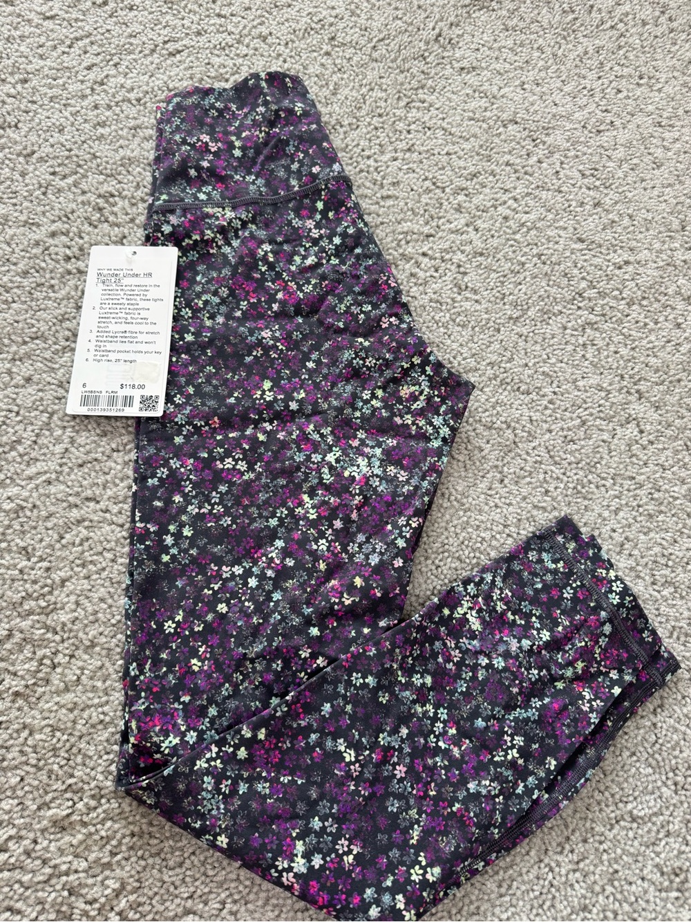 Lululemon Wunder Under HR Tight 25"
DESIGNED FOR YOGA AND TRAINING